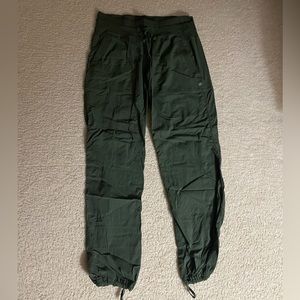 Lululemon studio pants. Size 8, green color
